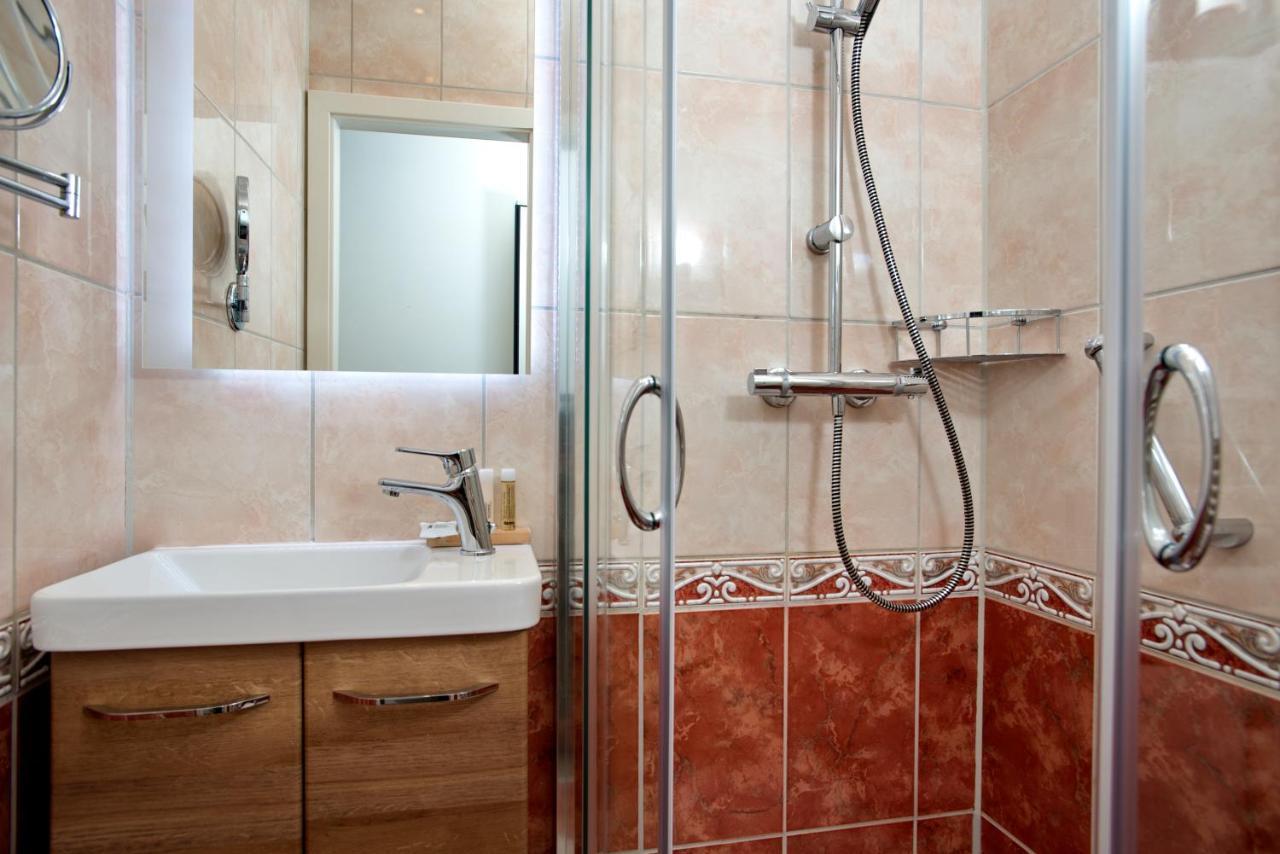 Hotel Von Stephan Вестерланд Екстериор снимка