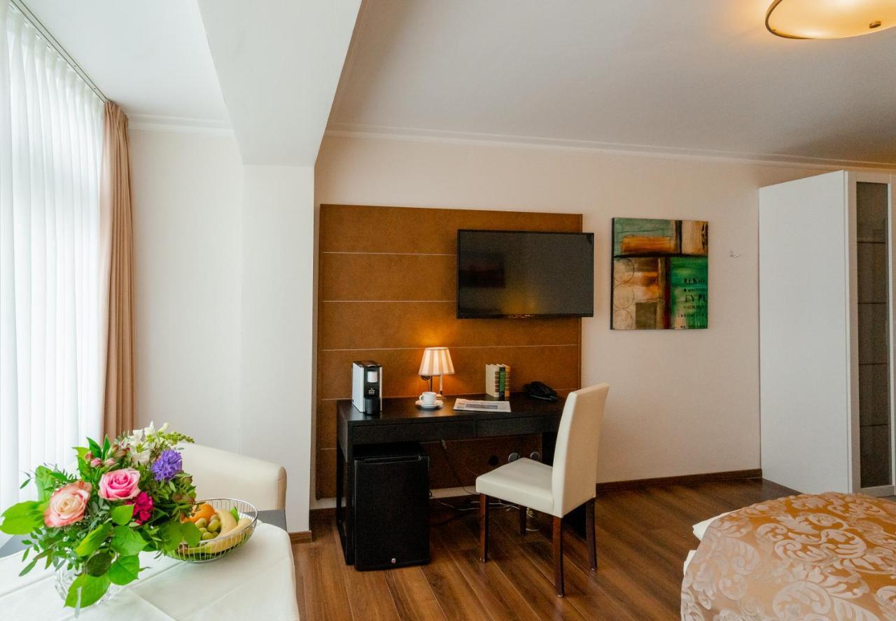 Hotel Von Stephan Вестерланд Екстериор снимка